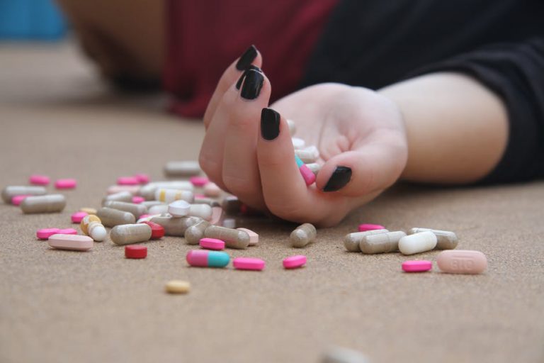 prescription pill addiction over dose